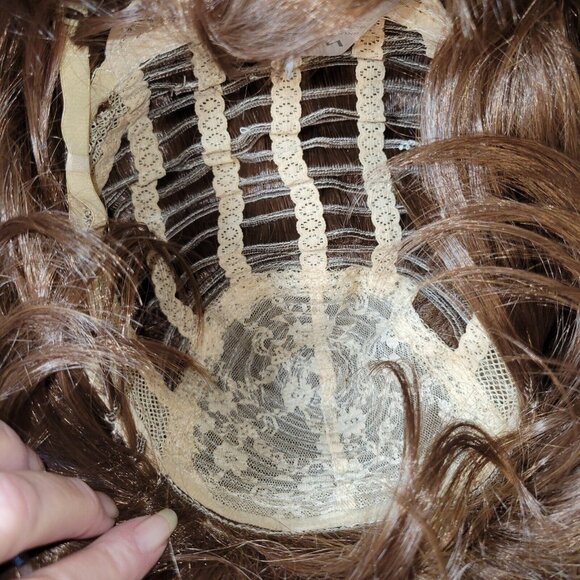 Wigsis Wig Auburn Brown Short Layer Cut Thick Soft Synthetic New - Picture 7 of 9